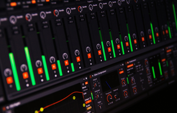 Music production software photo by Ivan Jermakov on Unsplash